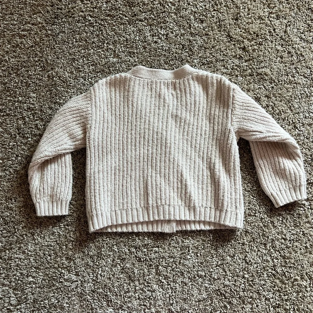 Old Navy Toddler Girl Cream Sweater Size 3t